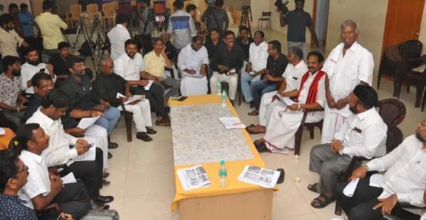 Thirumurugan Gandhi
